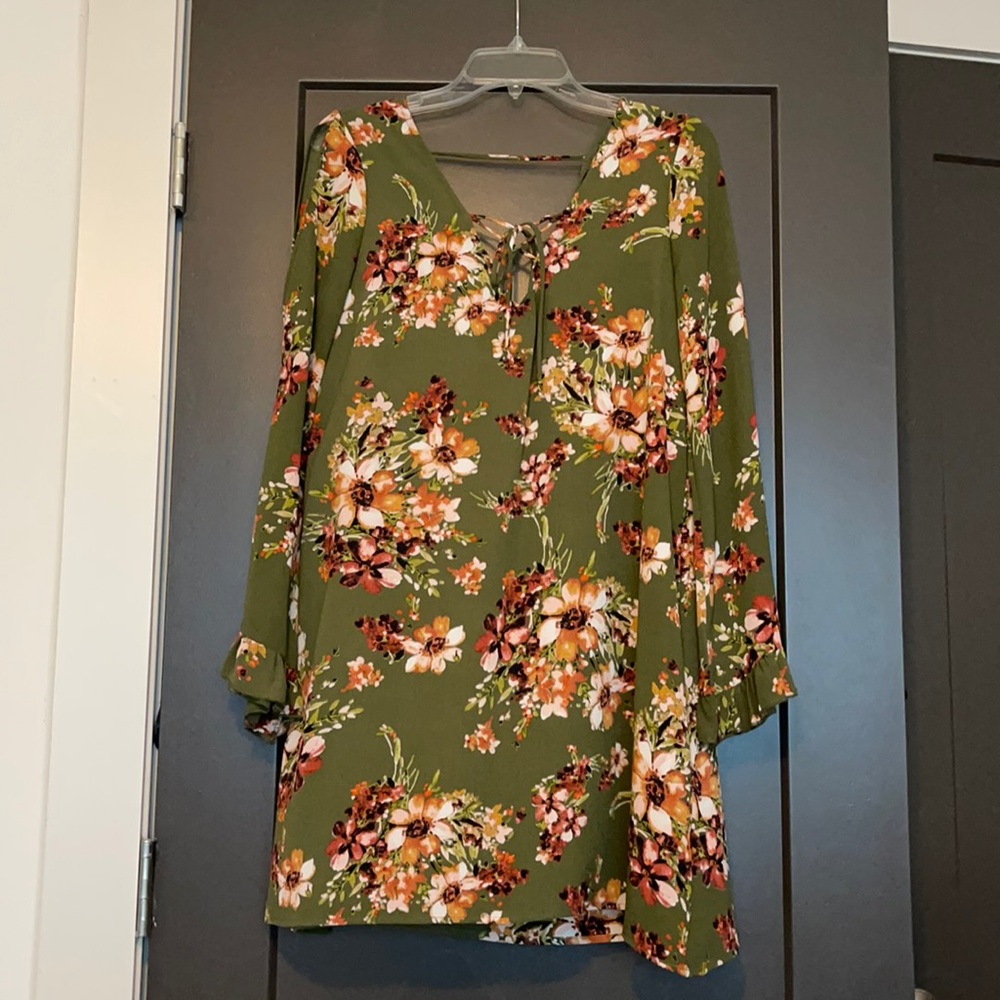 Fab’rik Floral Dress. Size Medium.